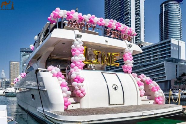 Customize Yacht Rental Decoration